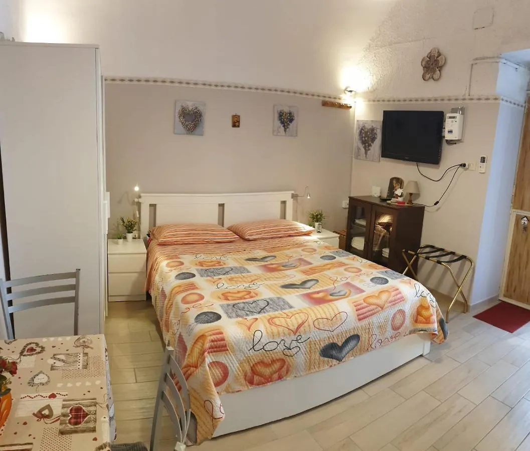 Giovanni s little house Katánie Itálie